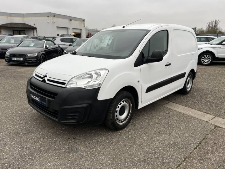 Citroen Berlingo Citroën 1.6 BlueHDi 100ch 1erMain 3Places Clim Régulateur Attelage TVA20% 8,250Euro H.T BLANC - 4