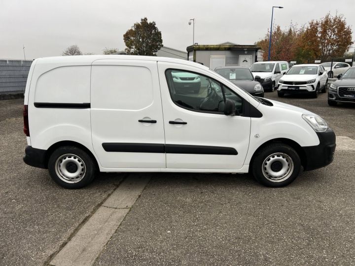 Citroen Berlingo Citroën 1.6 BlueHDi 100ch 1erMain 3Places Clim Régulateur Attelage TVA20% 8,250Euro H.T BLANC - 8