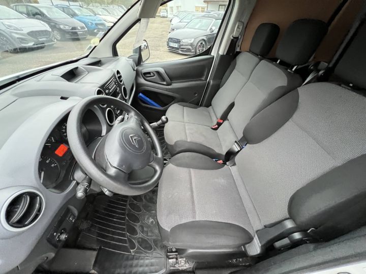 Citroen Berlingo Citroën 1.6 BlueHDi 100ch 1erMain 3Places Clim Régulateur Attelage TVA20% 8,250Euro H.T BLANC - 13