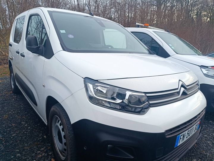 Citroen Berlingo Citroën 1000kg130 CH EAT8 moteur neuf BLANC - 18