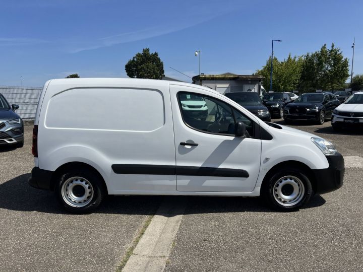 Citroen Berlingo Citroën II 1.6 BlueHDi 75ch 3Places Clim Régulateur 9000€ H.T. TVA20% BLANC - 9