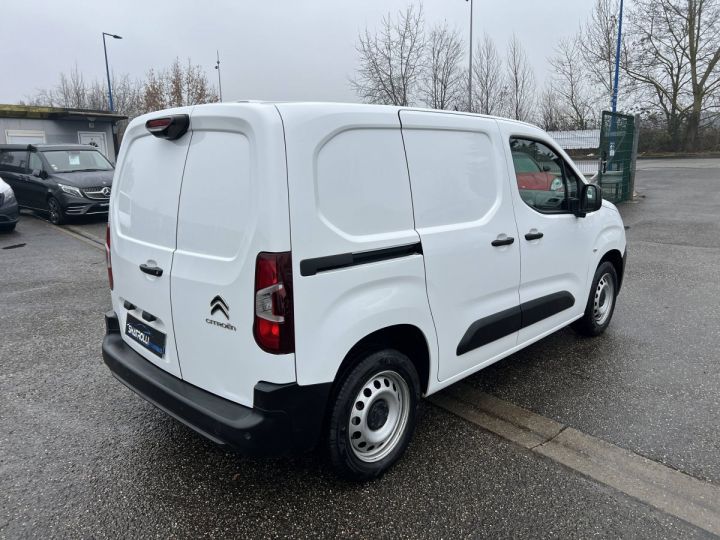 Citroen Berlingo Citroën III M BlueHDi 130ch 3Places 1erMain GPS Caméra CarPlay TVA20% 12,500€ H.T. BLANC - 4