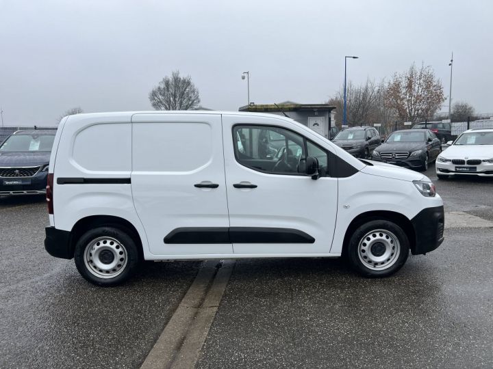 Citroen Berlingo Citroën III M BlueHDi 130ch 3Places 1erMain GPS Caméra CarPlay TVA20% 12,500€ H.T. BLANC - 7