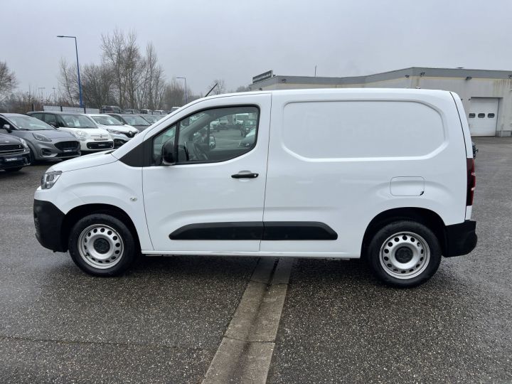 Citroen Berlingo Citroën III M BlueHDi 130ch 3Places 1erMain GPS Caméra CarPlay TVA20% 12,500€ H.T. BLANC - 9