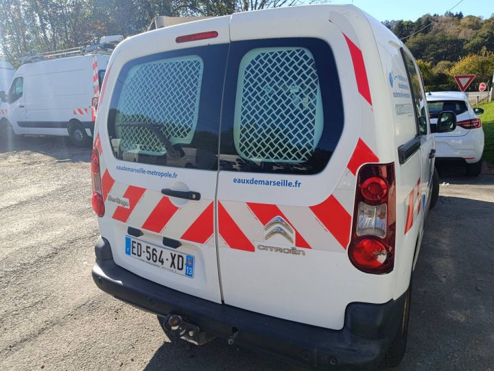 Citroen Berlingo Citroën L1 HDi 100 Club BLANC - 8