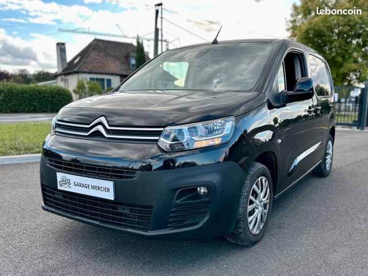 Citroen Berlingo III 1.5 BlueHDI 130ch DRIVER TVA Récupérable Noir - 1