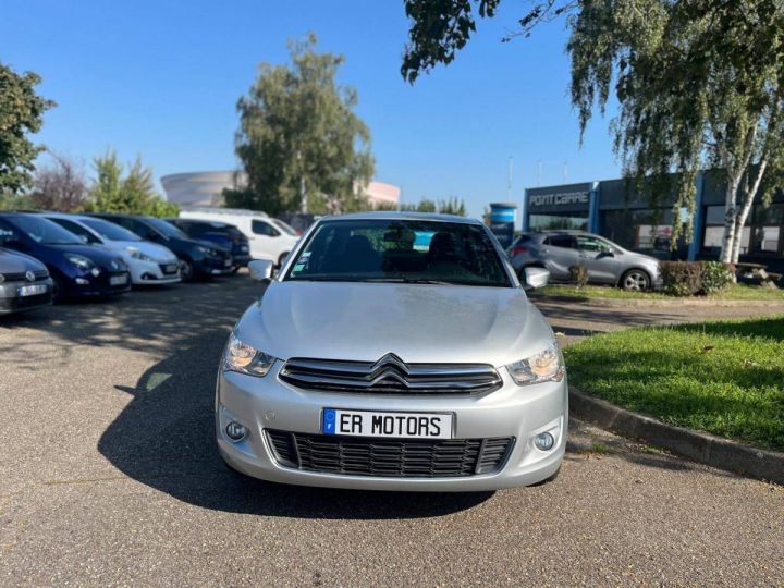 Citroen C-Elysee Citroën 1.2 PureTech 82 cv / SEULEMENT 13.500km GRIS - 2