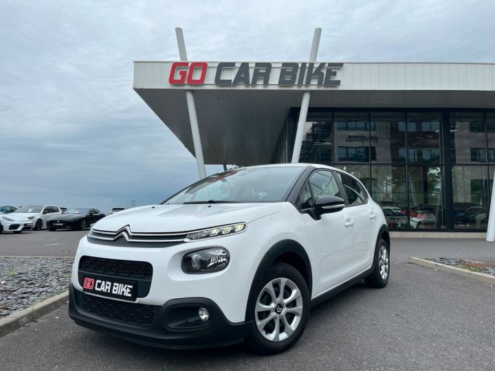 Citroen C3 Feel 82 ch Garantie 6 ans GPS Apple Régul Clim auto 229-mois Blanc - 1