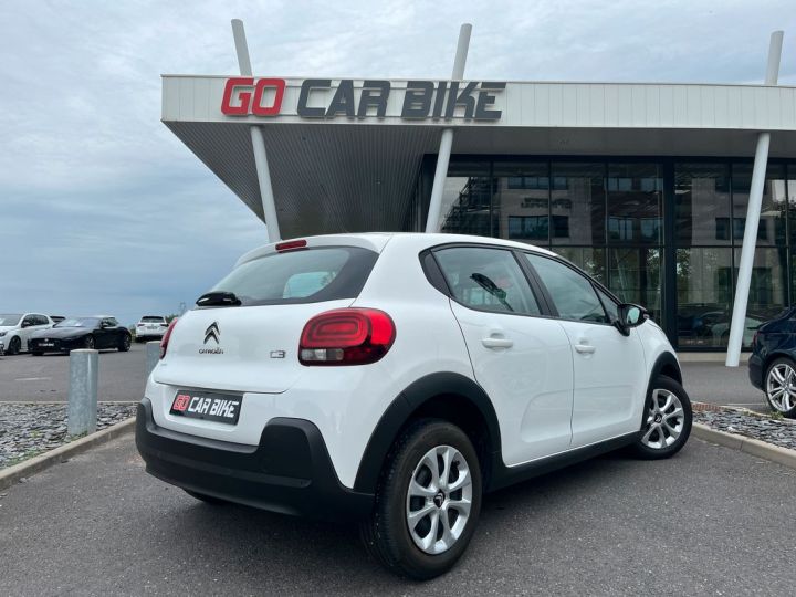 Citroen C3 Feel 82 ch Garantie 6 ans GPS Apple Régul Clim auto 229-mois Blanc - 2