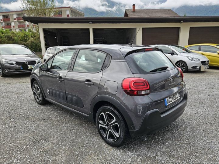 Citroen C3 III PureTech 82ch Shine GRIS - 2