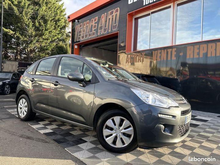 Citroen C3 PURETECH 82 ATTRACTION Gris - 1