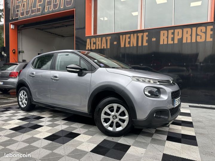 Citroen C3 PURETECH 82CH FEEL Gris - 1