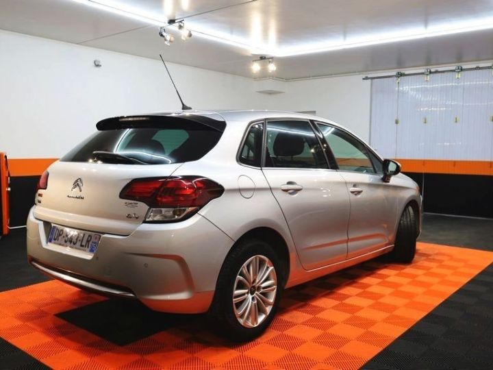 Citroen C4 1.6 E-HDI 115 FAP MILLENIUM II ETG6 Gris C - 2