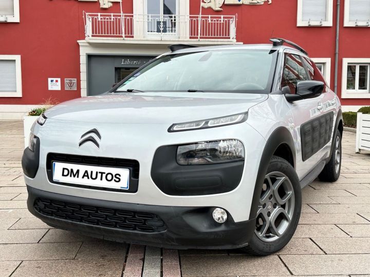 Citroen C4 Cactus shine 1.2L ESS 110ch gps + camera recul Gris - 1