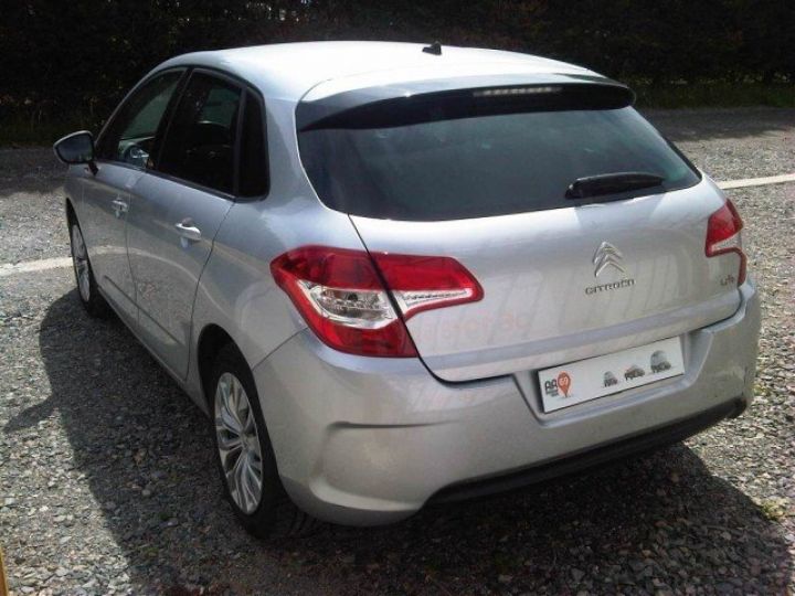 Citroen C4 CONFORT HDI 90CV     Diesel GRIS ALUMINIUM - 13