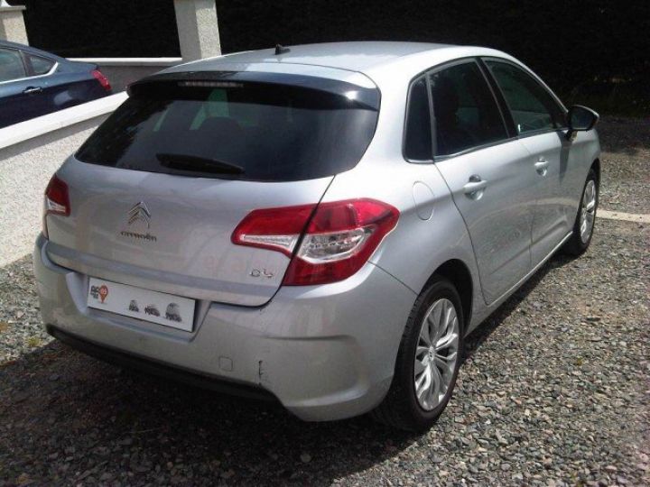 Citroen C4 CONFORT HDI 90CV     Diesel GRIS ALUMINIUM - 15