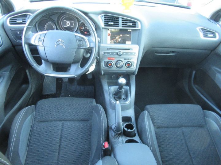 Citroen C4 HDi 90 Confort Grise - 9