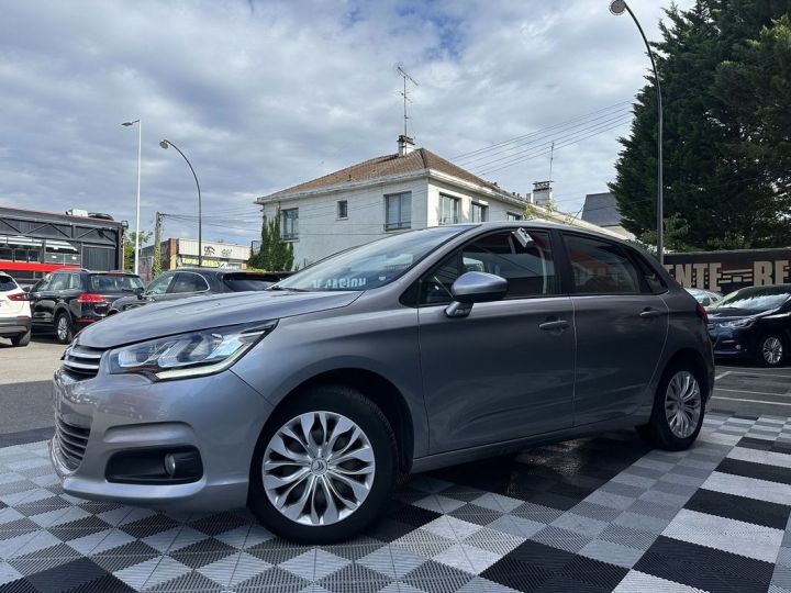 Citroen C4 PURETECH 110CH LIVE Gris - 1