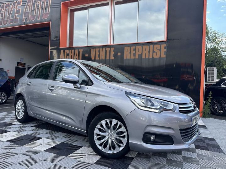 Citroen C4 PURETECH 110CH LIVE Gris - 2