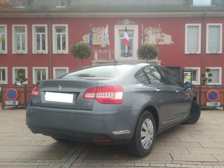 Citroen C5 1.6 hdi 110 ch Gris - 4