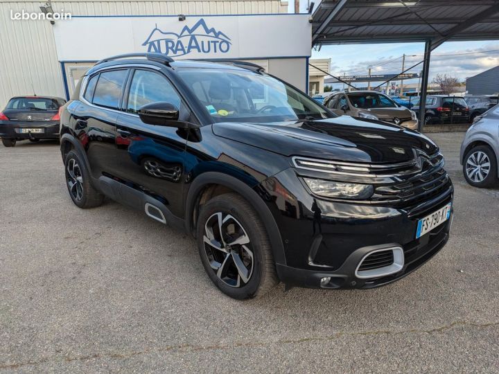 Citroen C5 Aircross 1.5 blue hdi 130 eat8 shine, attelage Noir - 1