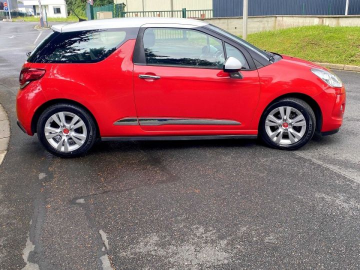 Citroen DS3 1.2 VTI SO CHIC Rouge - 5