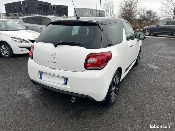 Citroen DS3 1.6 VTI SO CHIC Blanc - 3