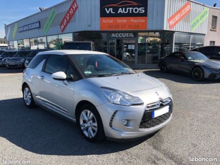 Citroen DS3 Citroën 1.6 BlueHDi S&S 100 cv Carnet d'entretien + factures Gris - 1