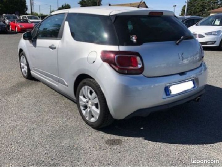 Citroen DS3 Citroën 1.6 BlueHDi S&S 100 cv Carnet d'entretien + factures Gris - 3