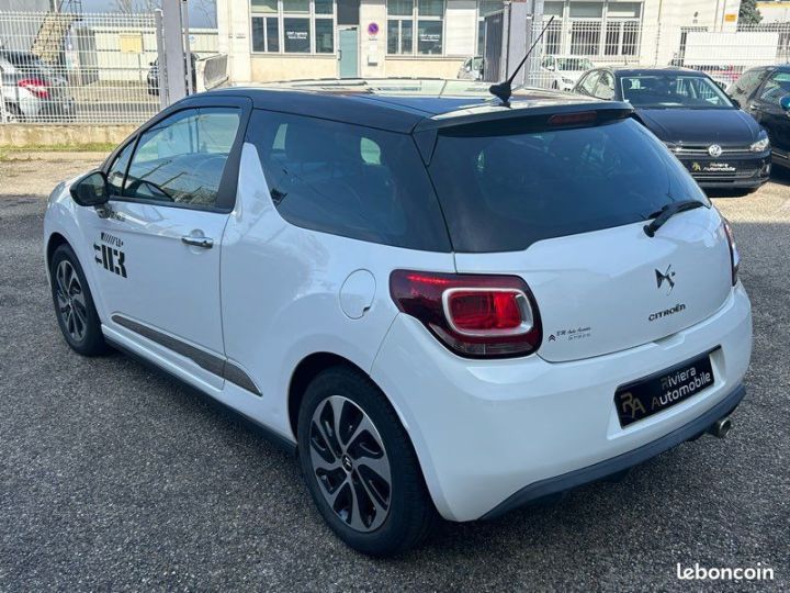 Citroen DS3 Citroën 1.6 E-HDI 90 Cv So Chic Jantes Aluminium-Climatisation Automatique-Bluetooth Blanc - 3