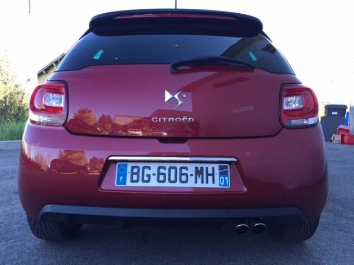 Citroen DS3 SPORT CHIC THP 150CV     Essence BORDEAUX METAL - 11