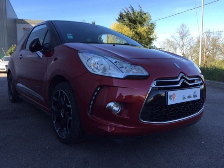 Citroen DS3 SPORT CHIC THP 150CV     Essence BORDEAUX METAL - 14