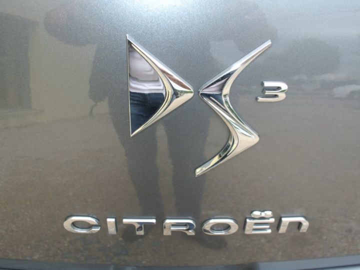 Citroen DS3 THP 155 CV  Sport Chic Gris - 9