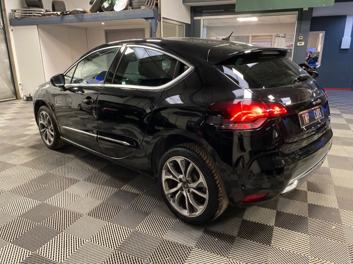 Citroen DS4 1.6 Turbo Sport Chic 200ch Noir - 3