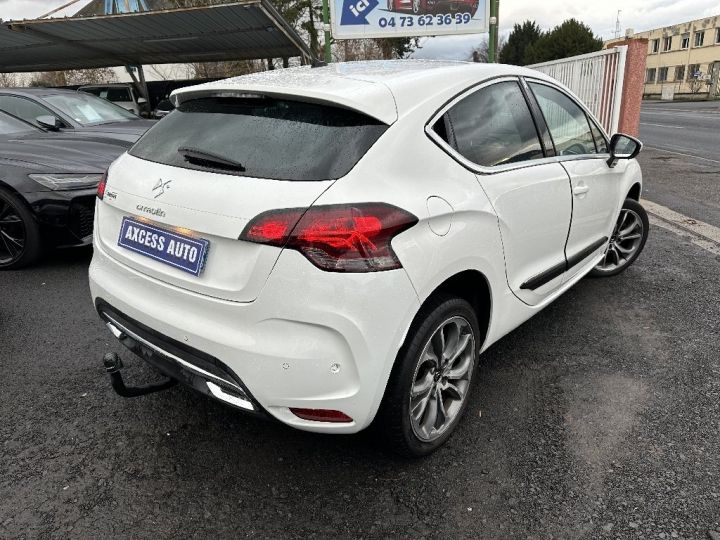 Citroen DS4 HDi 160 FAP Sport Chic Blanc - 2