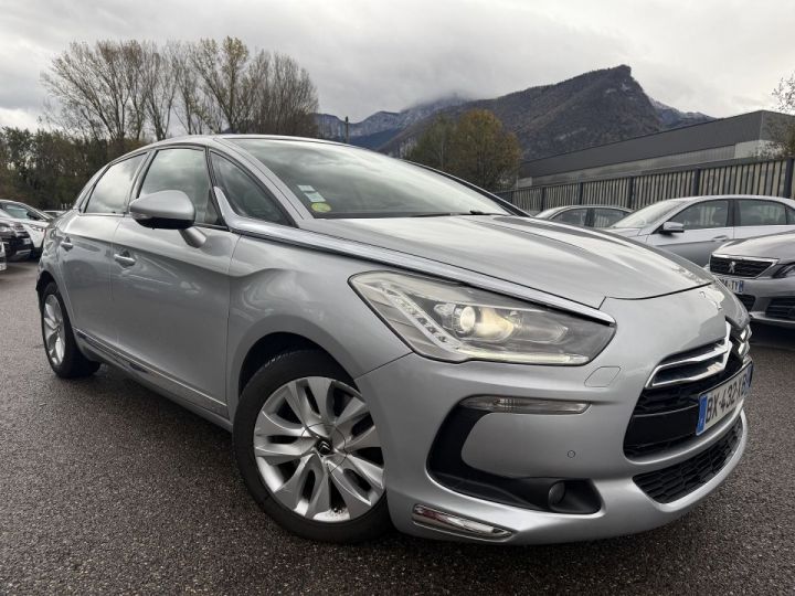 Citroen DS5 2.0 HDI160 SPORT CHIC Gris C - 3