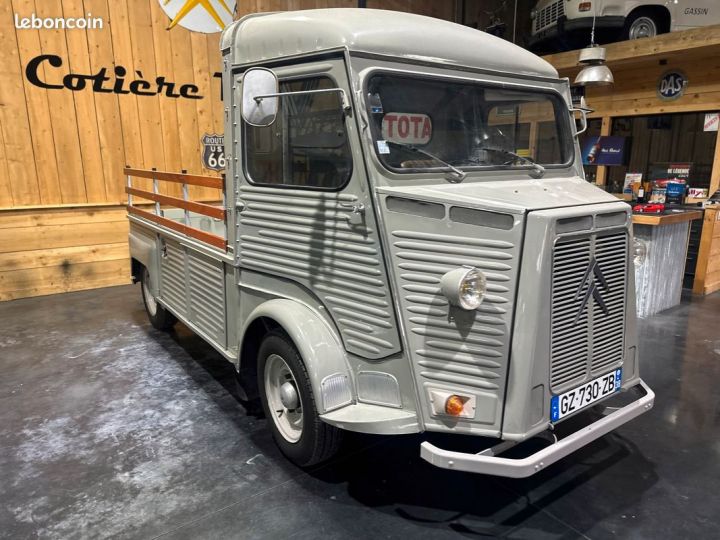 Citroen HY Très beau pick up 1975 41000km restauré  - 2