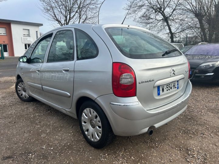 Citroen Xsara Picasso 1.6 HDI 90 CONFORT Gris - 2