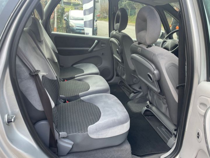 Citroen Xsara Picasso 1.6 HDI 90CV Gris Laqué - 8