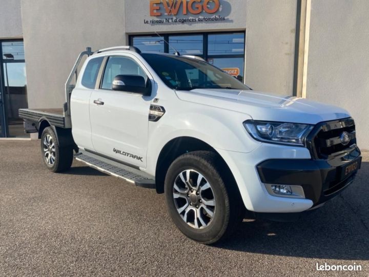 Commercial car Ford Ranger 4 x 4 SUPER CABINE 3.2 TDCI 200CH +BENNE CLASSIQUE WILDTRACK 4X4 1MAIN ENTRETIEN Blanc - 3