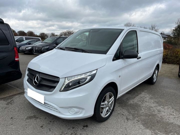 Commercial car Mercedes Vito 4 x 4 FG 116 CDI 4X4 LONG BVA Blanc Articque - 1