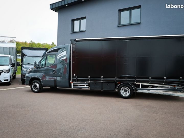 Commercial car Iveco Daily Breakdown truck body 35c21 3.0 210ch automatique 8 vitesses dépanneuse neuve bâchée Gris - 2