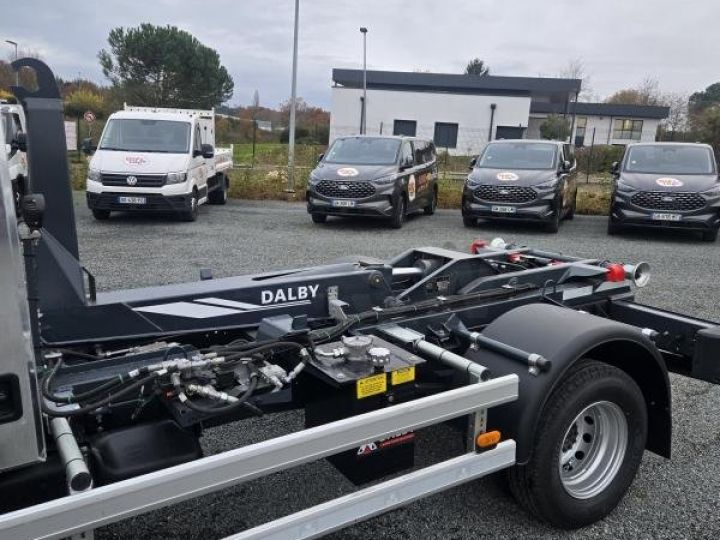 Commercial car Iveco Daily Chassis cab DAILY POLYBENNE COFFRE 72C18 PTAC 7T2 180CV 7T GRIS - 12