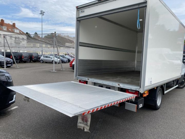 Commercial car Iveco Daily Chassis cab V 35C18 RJ CHASSIS CABINE + CAISSE BVA8 Blanc - 5