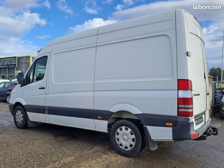 Commercial car Mercedes Sprinter Chassis cab II 906.135 319CDI 3.0 D Châssis cabine long 3.5T 190 cv BOITE AUTO Blanc - 3