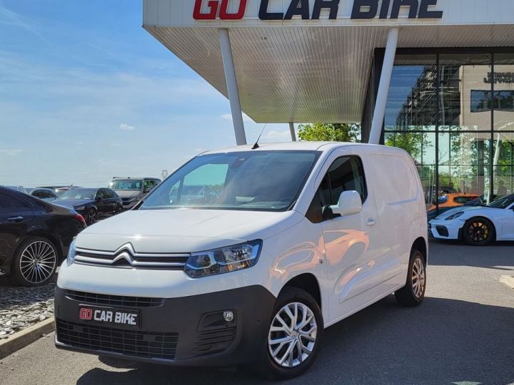 Commercial car Citroen Berlingo Other 3 places HDI 100 Garantie 6 ans Clim Camera Apple Régul 349HT-Mois Blanc - 1