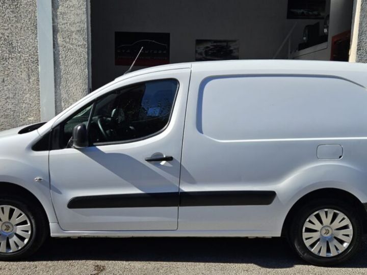 Commercial car Citroen Berlingo Other BERLINGO 1.6L HDI 100CH Blanc - 10