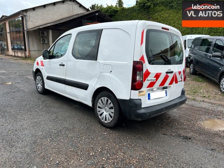 Commercial car Citroen Berlingo Other Citroën 3 places 1.6 BlueHDI 100 cv Année 2017 Blanc - 3