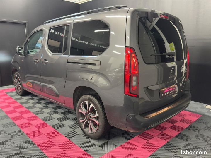 Commercial car Citroen Berlingo Other Taille XL 7Places 130ch S&S BVM6 Shine PREMIERE MAIN 60000km Gris - 3