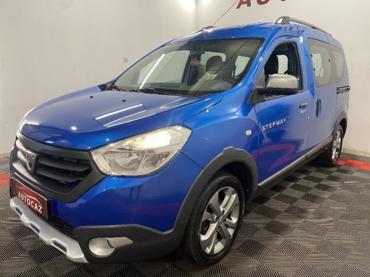 Commercial car Dacia Dokker Other 1.5 dCi 90 Stepway 2015 Bleu - 2